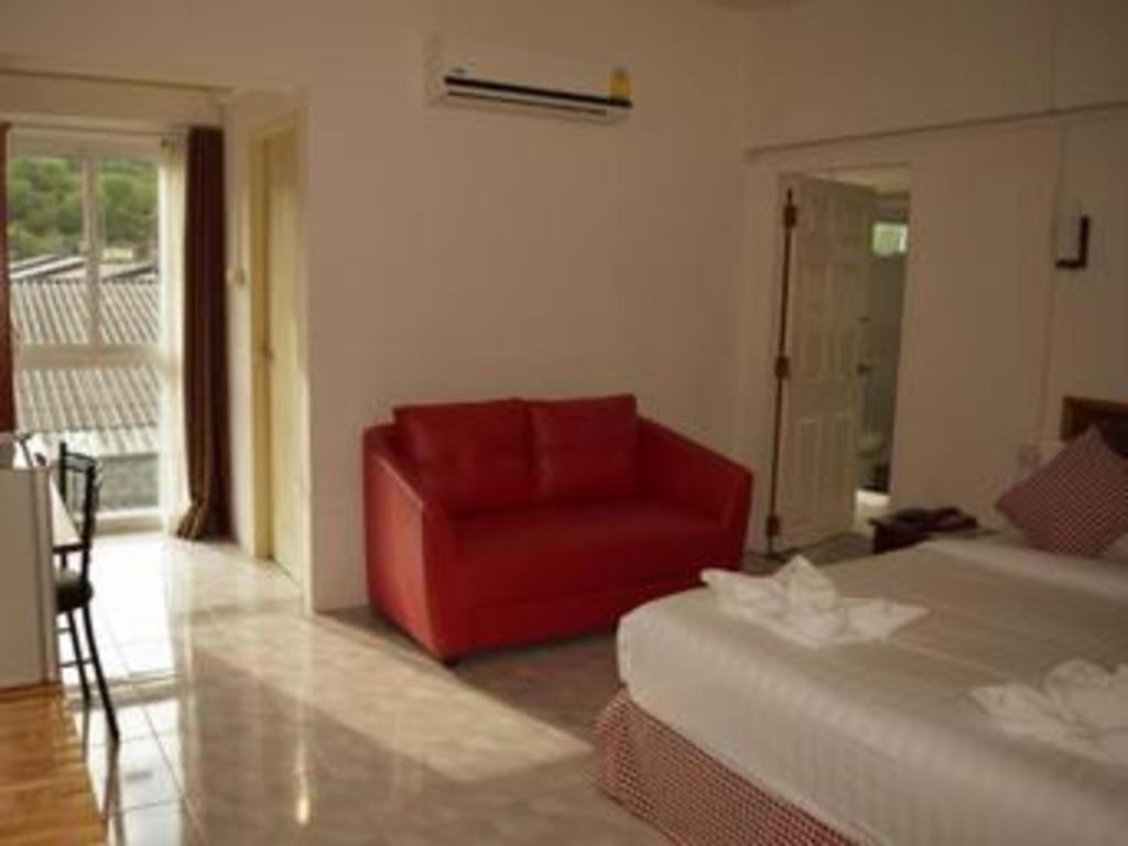Hotel De Ratt Phuket Patong 外观 照片
