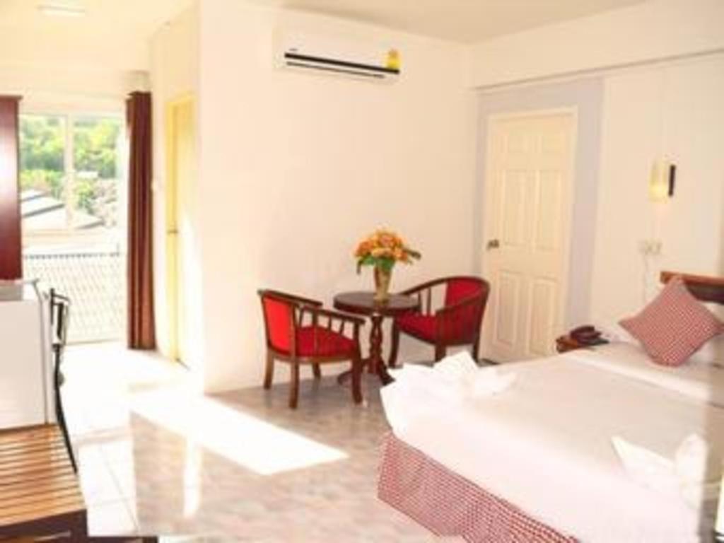 Hotel De Ratt Phuket Patong 外观 照片